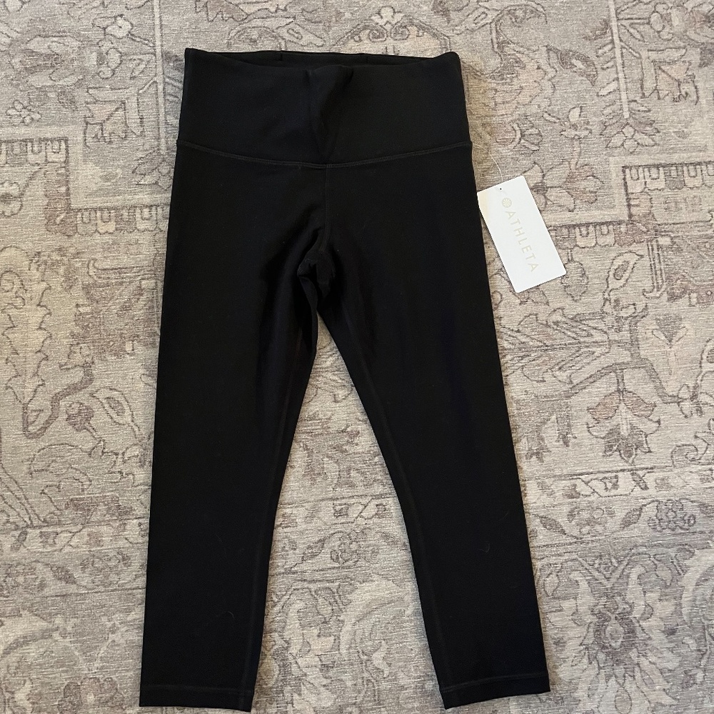 NEW WITH TAGS Athleta Black Elation Capri Petite XS